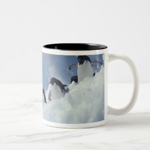 Tasse 2 Couleurs Antarctique. Manchots Adélie