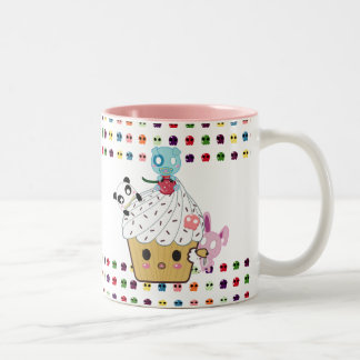 Tasse 2 Couleurs Attaque de petit gâteau ! Crânes de sucre