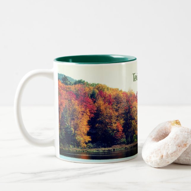 Tasse 2 Couleurs Automne Foliage Pond Nature Personnalisée (Avec donut)