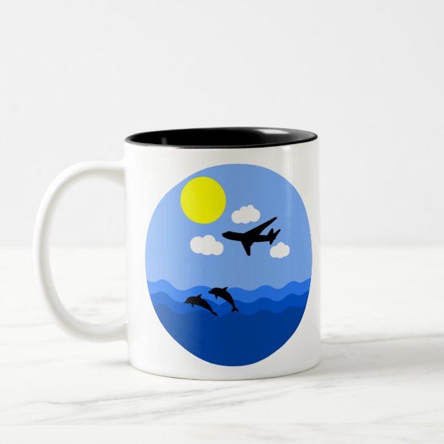 Tasse 2 Couleurs avion survolant l'eau avec des dauphins (Gauche)