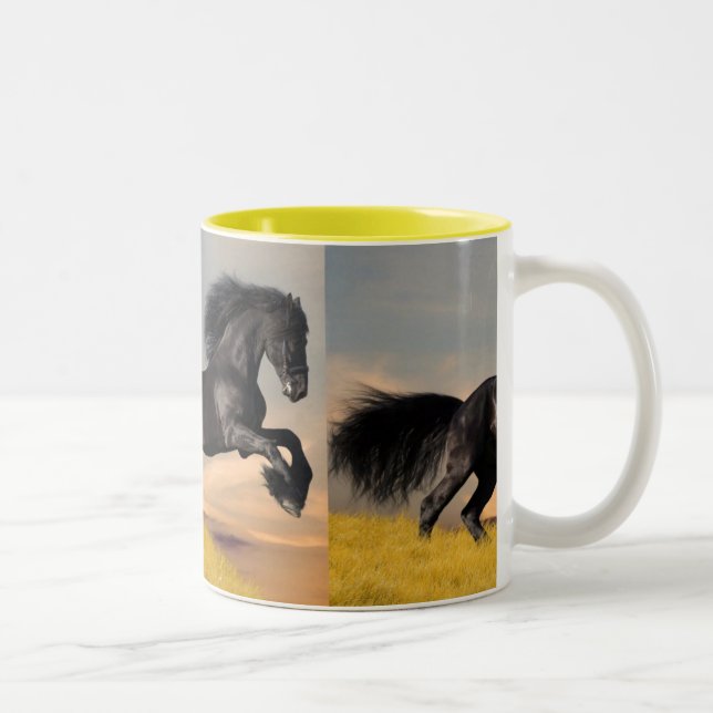 Tasse 2 Couleurs beau cheval noir (Droit)