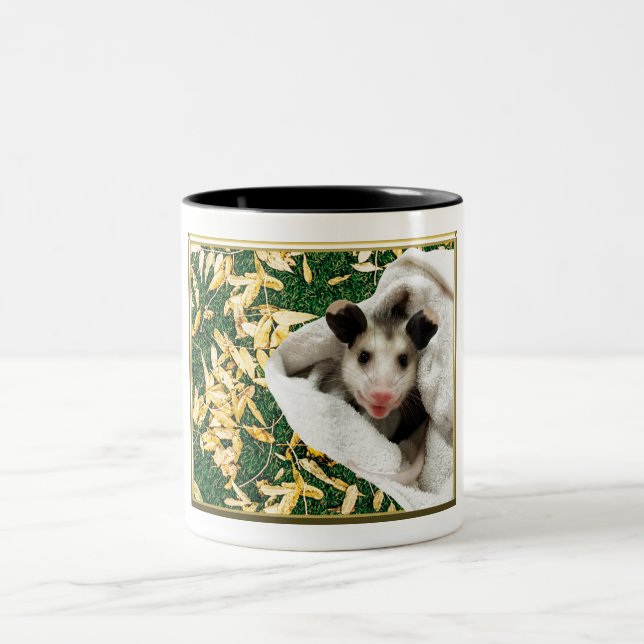 Tasse 2 Couleurs Bébé Opossum Adorable et Mignon (Centre)