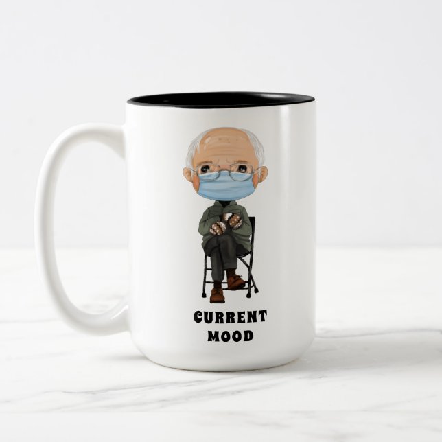 Tasse 2 Couleurs Bernie Sanders et ses Mittens Brown chauds (Gauche)