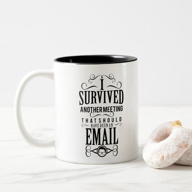 Tasse 2 Couleurs Black Frame avec typographie Drôle cadeau (Avec donut)