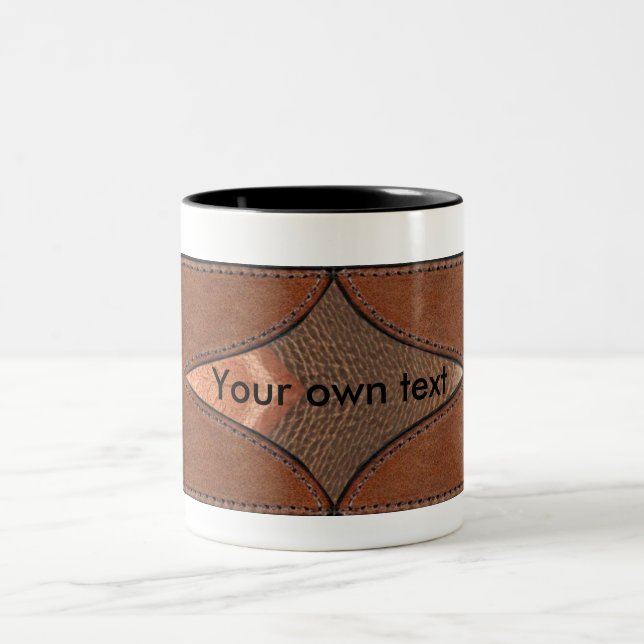 Tasse 2 Couleurs Boug cadeau étiquette en cuir et éléments monogram (Centre)