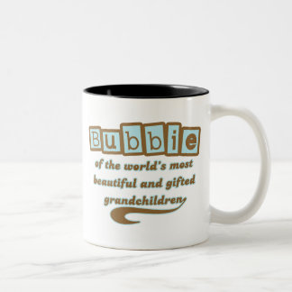 Tasse 2 Couleurs Bubbie des petits-enfants doués