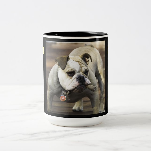 TASSE 2 COULEURS BULLDOG / J'AI AUSSI BOIRE & CUDDLE AVEC LES DAMES (Centre)