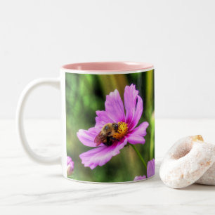 Tasse 2 Couleurs Bumble Bee on Pink Cosmos