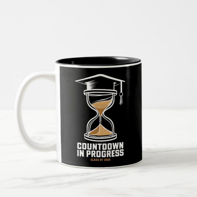 Tasse 2 Couleurs Cadeau de compte à rebours jusqu'à la remise des d (Gauche)