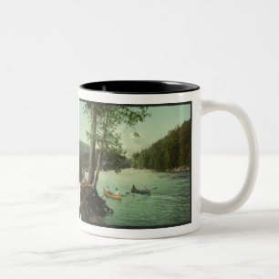 Tasse 2 Couleurs Canoë-kayak sur un courant de montagne