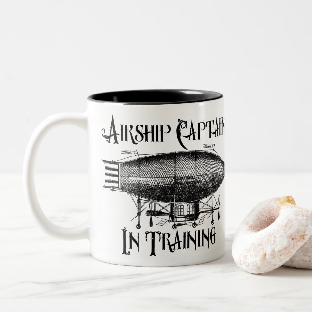 Tasse 2 Couleurs Capitaine de dirigeable dans la formation, (Avec donut)