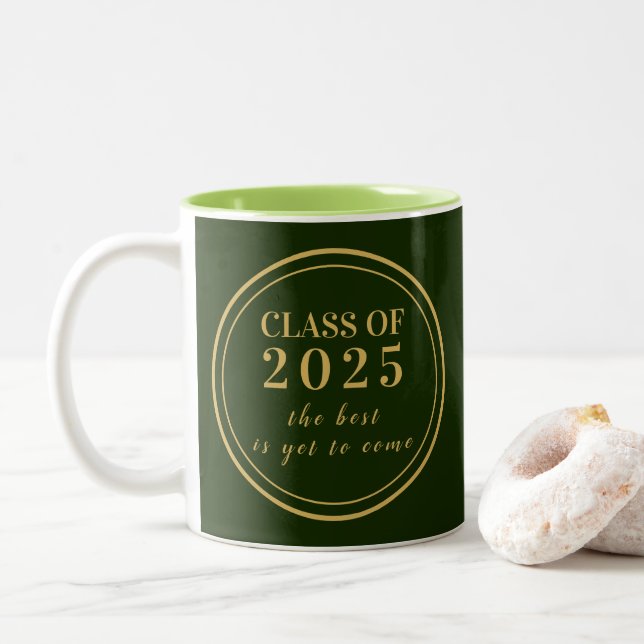 Tasse 2 Couleurs Catégorie de 2025 Monogramme d'or vert Graduation  (Avec donut)