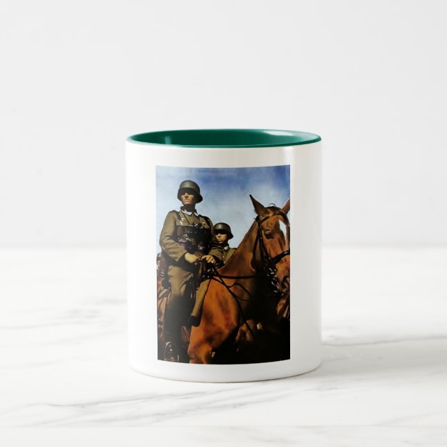 Tasse 2 Couleurs Cavalerie d'Allemand de 2ÈME GUERRE MONDIALE (Centre)