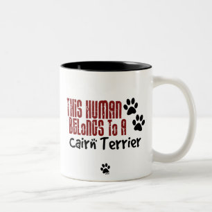 Tasse 2 Couleurs Cet humain appartient à un cairn Terrier