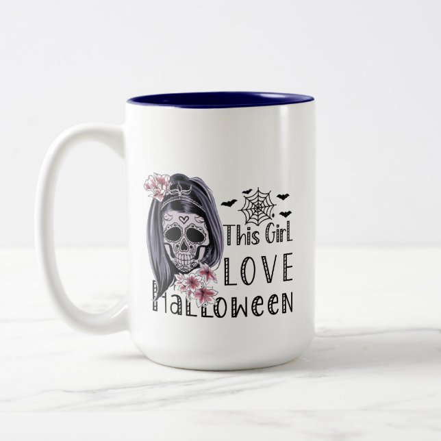 Tasse 2 Couleurs Cette fille aime Halloween (Gauche)