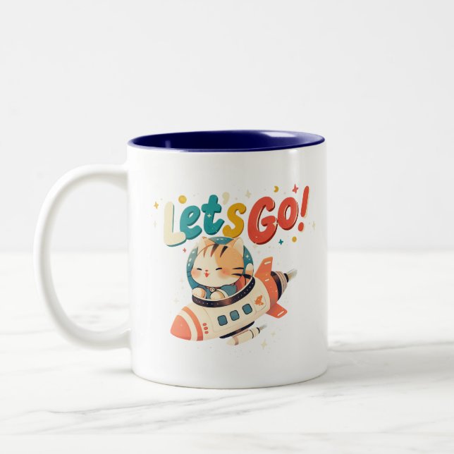 Tasse 2 Couleurs Chat astronaute mignon chevauchant une fusée dans  (Gauche)