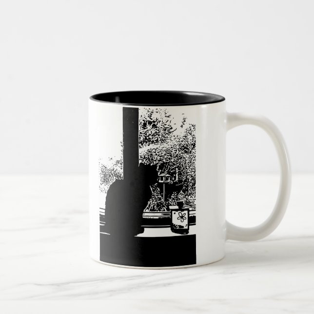 Tasse 2 Couleurs Chat noir dans la fenêtre (Droit)