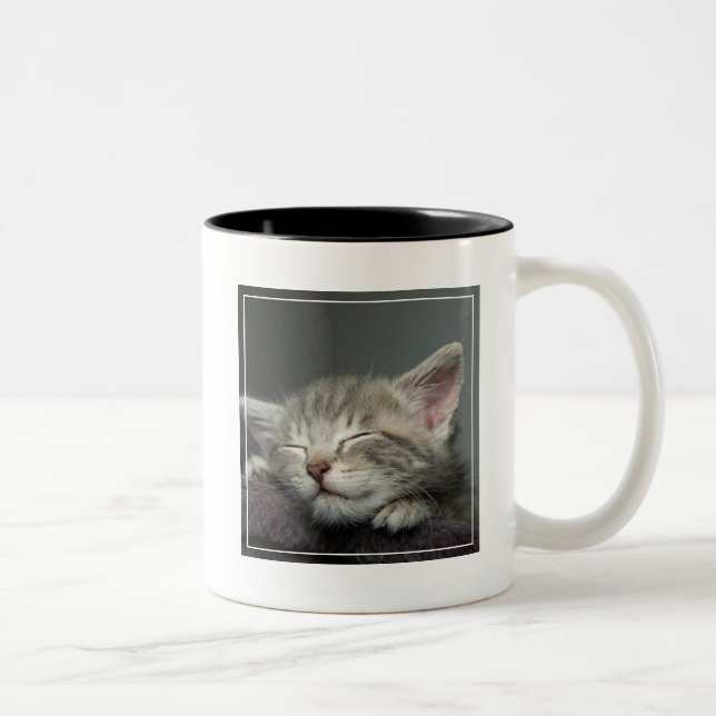 Tasse 2 Couleurs Chaton somnolent (Droit)