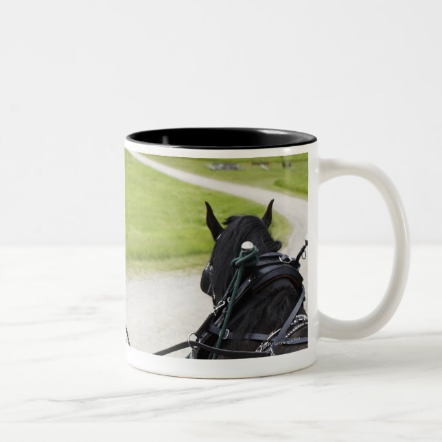 Tasse 2 Couleurs Chevaux de Perchon tirant le chariot contre (Droit)