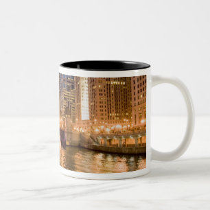 Tasse 2 Couleurs Chicago, Illinois, Skyline et Chicago River au 2