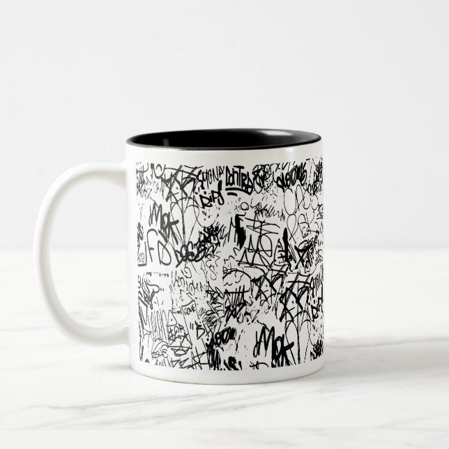 Tasse 2 Couleurs Collage Abstrait de graffiti noir et blanc (Gauche)