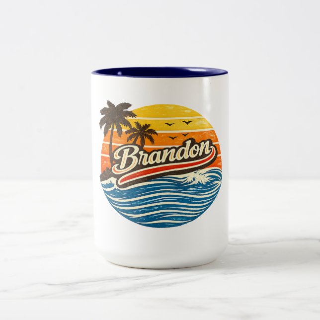 Tasse 2 Couleurs Conception de nom Brandon Retro Sunset (Centre)