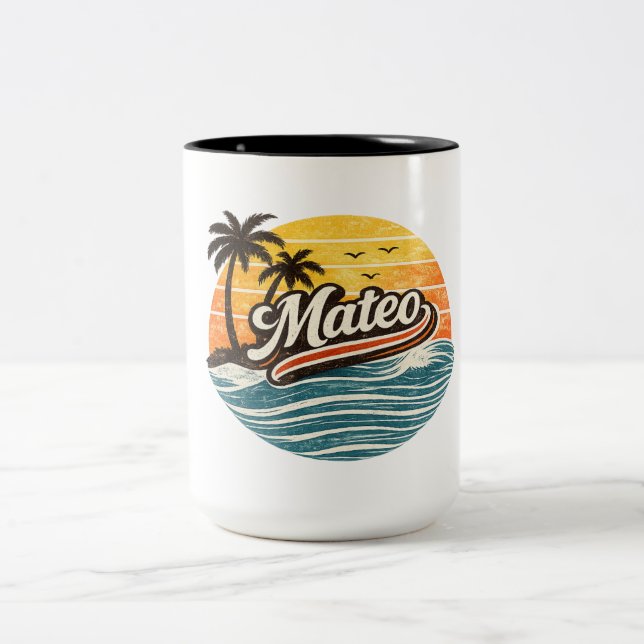 Tasse 2 Couleurs Conception de nom Mateo Retro Sunset (Centre)