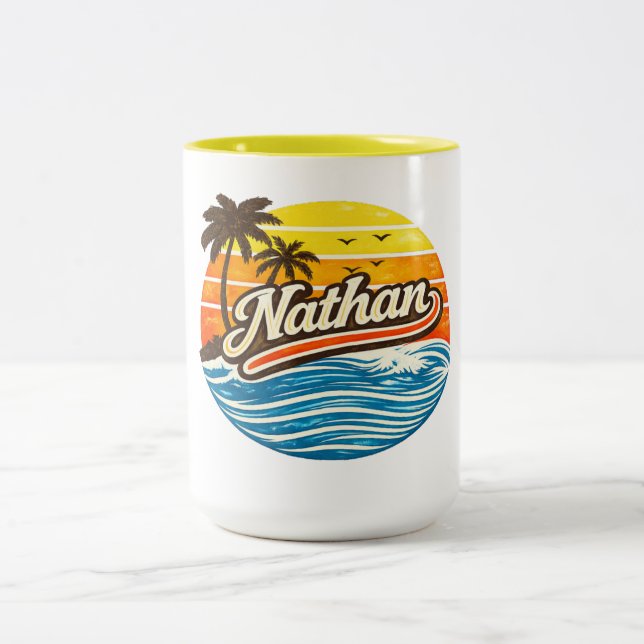 Tasse 2 Couleurs Conception de nom Nathan Retro Sunset (Centre)