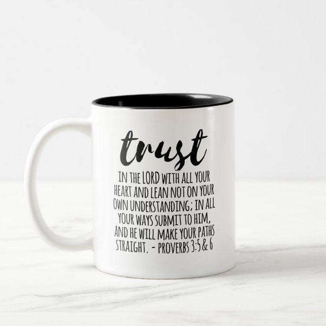 Tasse 2 Couleurs Confiance dans les proverbes du Seigneur 3:5-6 (Gauche)