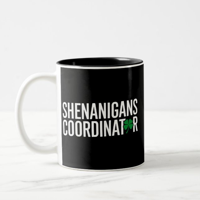 Tasse 2 Couleurs Coordonnateur de farces de la Saint-Patrick (Gauche)