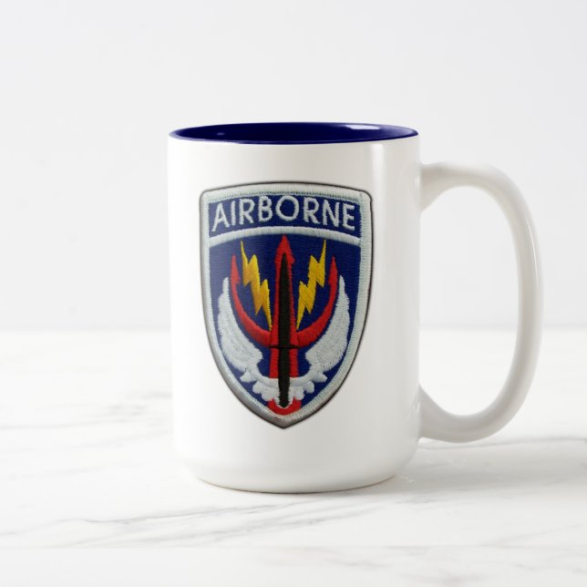 Tasse 2 Couleurs CORRECTEUR des vétérans centraux des opérations sp (Droit)