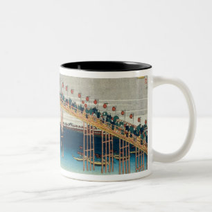 Tasse 2 Couleurs Cortège au-dessus d'un pont (copie de bois de