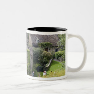 Tasse 2 Couleurs cottages en pierre de Cotswold dans le village de