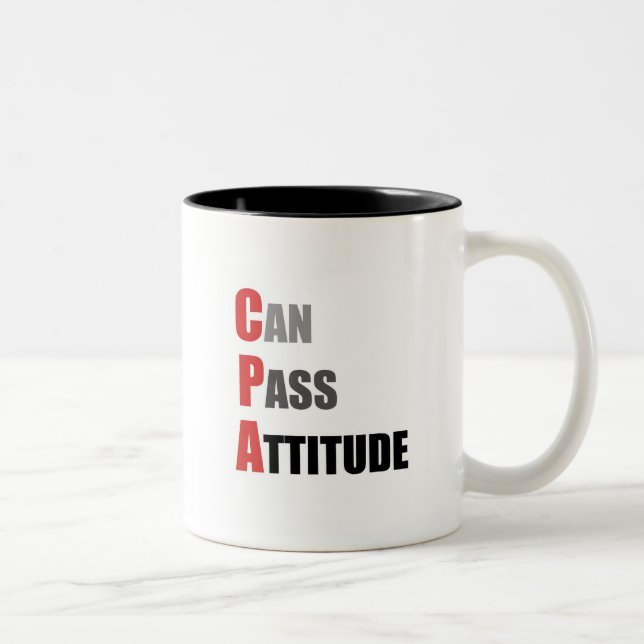 Tasse 2 Couleurs CPA : Peut passer l'attitude (Droit)
