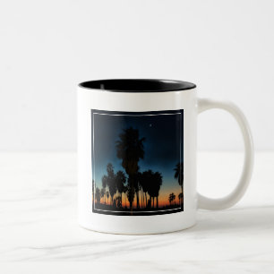 Tasse 2 Couleurs Croissant de lune et une étoile sur le coucher du