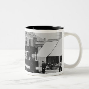 Tasse 2 Couleurs Cuisez le tram à la vapeur à Londres du nord