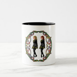 Tasse 2 Couleurs Danseurs irlandais à pas rythmés entourés de nœuds