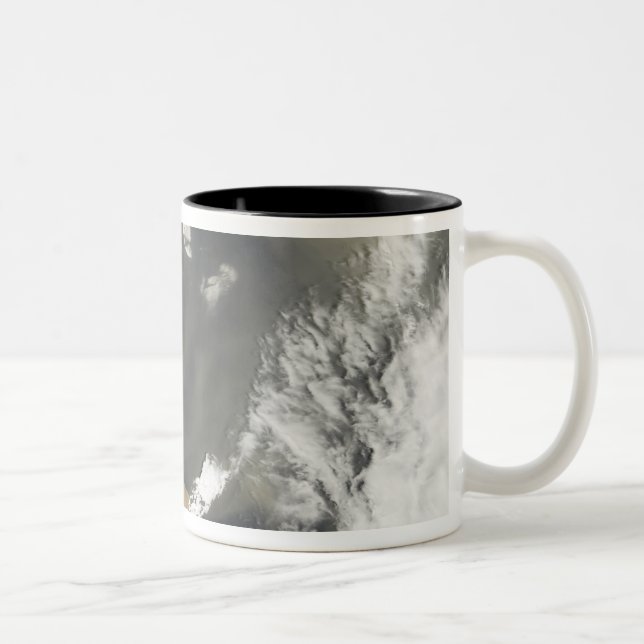 Tasse 2 Couleurs Des panaches de poussière soufflant au large des c (Droit)