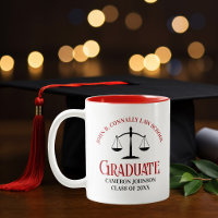 Diplômé de la faculté de droit rouge noir personna