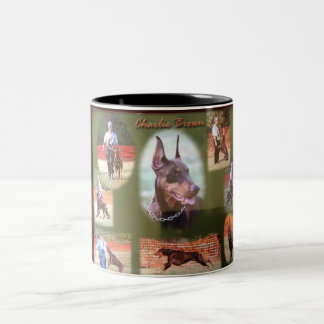 Tasse 2 Couleurs Dobermann de travail de brun de Charlie