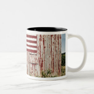 Tasse 2 Couleurs Drapeau américain peint sur la grange