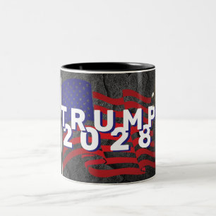 Tasse 2 Couleurs Drapeau Trump 2024 et aigle chauve