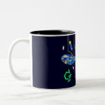 Tasse 2 Couleurs Drosophila - Gem de génétique<br><div class="desc">WPAP art de Drosophila melanogaster (mâle). Elle s'appelle la Reine de génétique.</div>