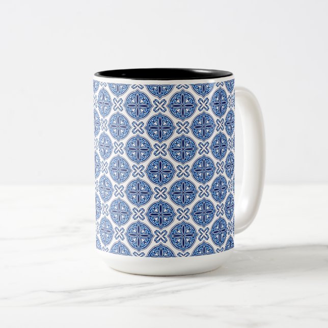 Tasse 2 Couleurs Elegant blue& white Moroccan  pattern  (Devant droit)
