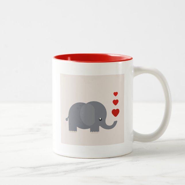 Tasse 2 Couleurs Éléphant mignon avec amour lunatique de coeurs (Droit)