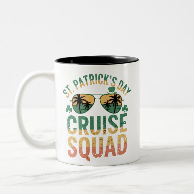 Tasse 2 Couleurs Équipe de croisière de la Saint-Patrick drôle fami (Gauche)