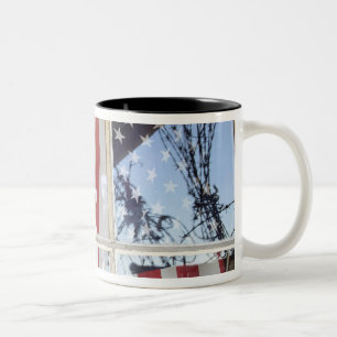 Tasse 2 Couleurs États-Unis, Oregon, Shaniko. Drapeau dans la fenêt