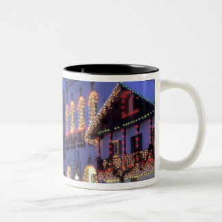 Tasse 2 Couleurs ÉTATS-UNIS, Washington, Leavenworth. Rue principal