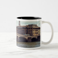 Europe, Italie, Florence. L'Arno coule