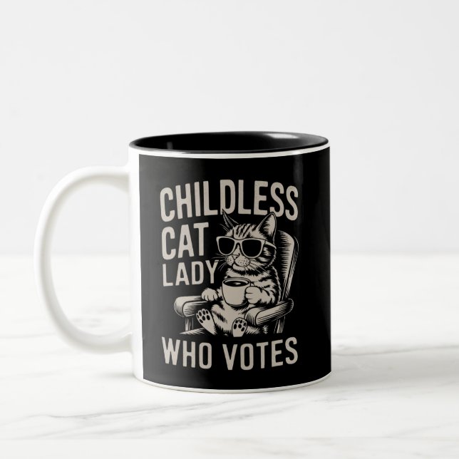 Tasse 2 Couleurs Femme au chat sans enfant Élection 2024 Vote Kamal (Gauche)